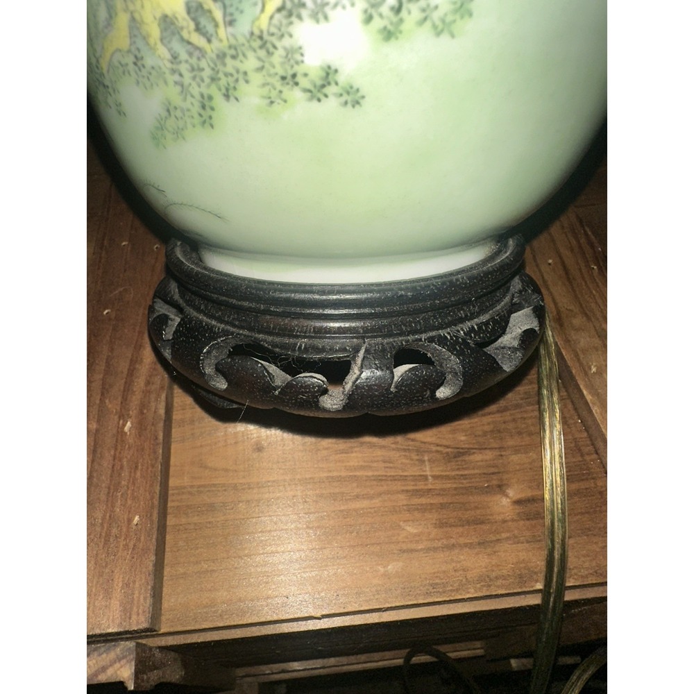 Vintage Chinese Porcelain Famille Rose Figural Birds And Landscape  Lamp - Picture 6 of 9